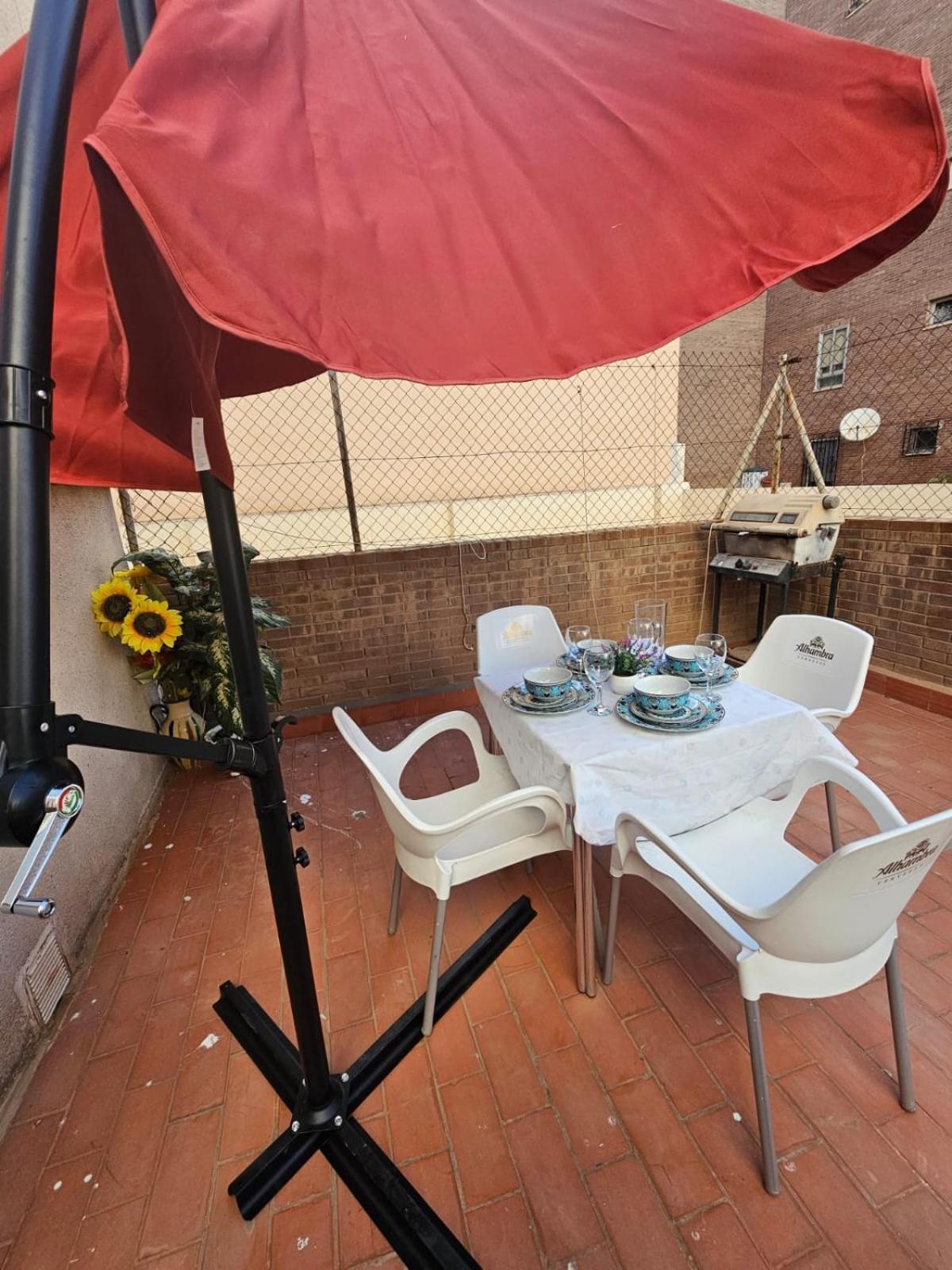 Apartamento Montserrat Almería Esterno foto